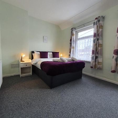2 Bed House, Contractors & Holiday Guests Welcomed Dowlais Luaran gambar